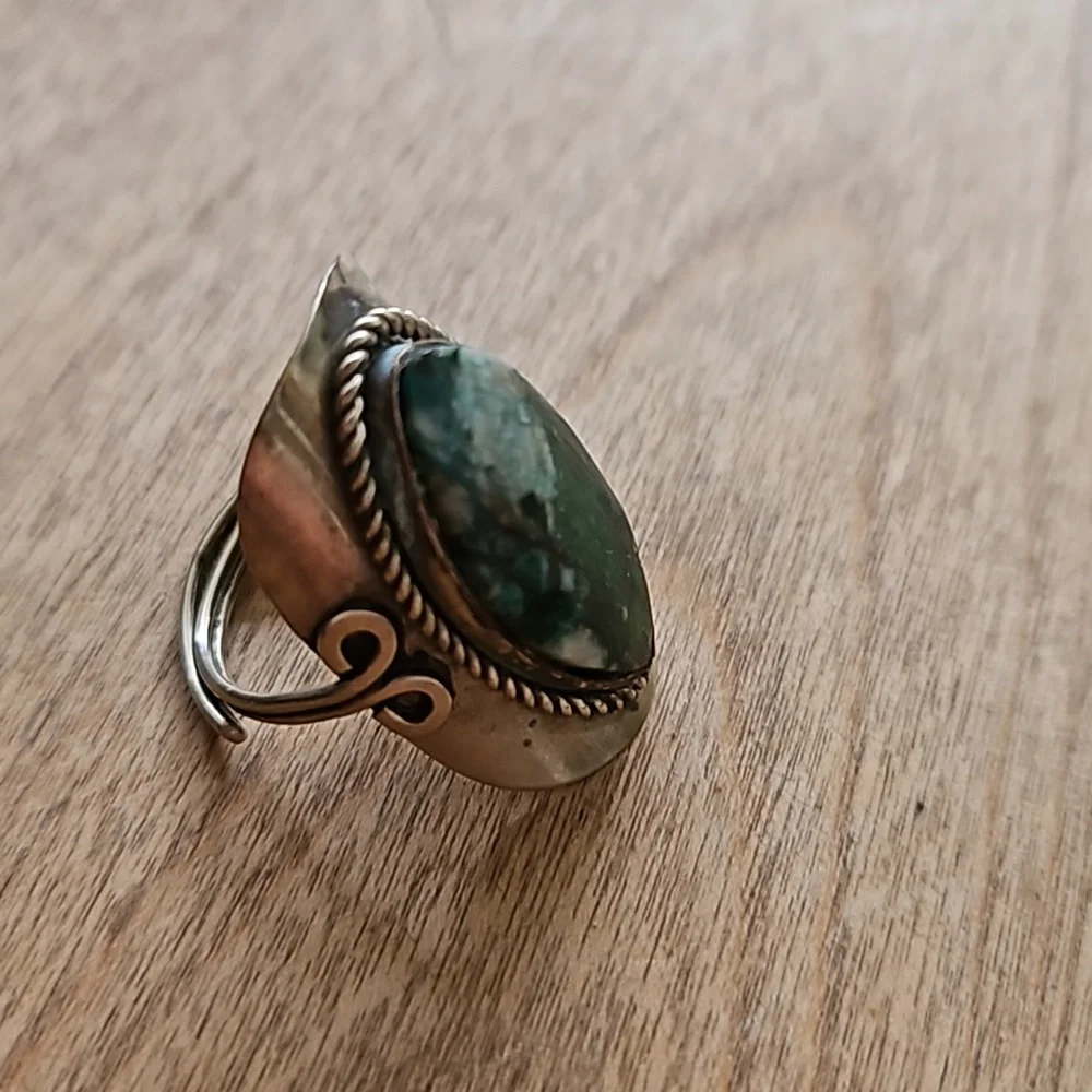 Turqoise Ring - Picture 5 of 7